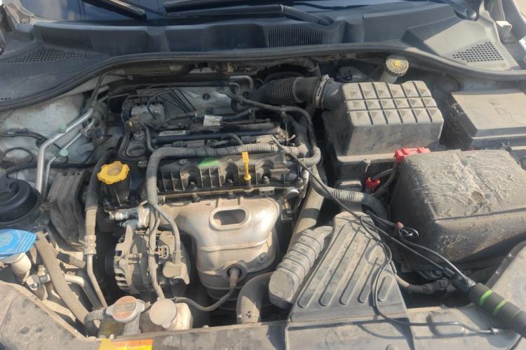 Used Roewe 350 2014 1.5L Manual Xunchi Edition Engine Bay