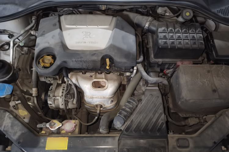 Used Roewe 350 2014 1.5L Automatic Xunyue Version Engine Bay