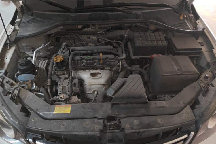 Used Roewe 350 2014 1.5L Automatic Xunda Edition Engine Bay