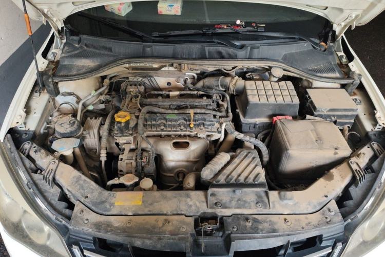 Used Roewe 350 2014 1.5L Manual Xunchi Edition Engine Bay