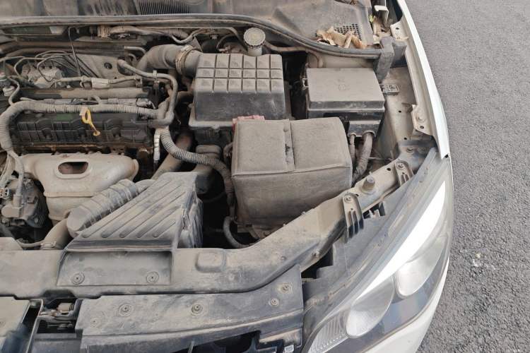 Used Roewe 350 2014 1.5L Manual Xunchi Edition Engine Bay Left