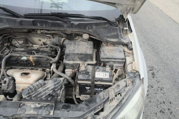 Used Roewe 350 2014 1.5L Manual Xunchi Edition Engine Bay Left