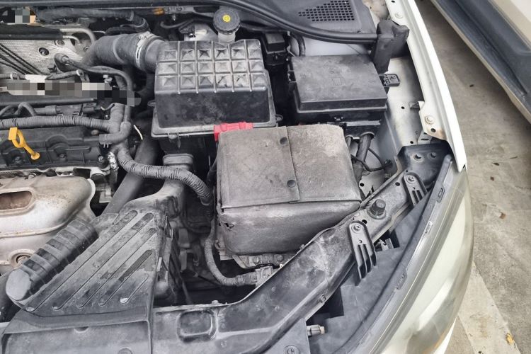 Used Roewe 350 2014 1.5L Automatic Xunda Edition Engine Bay Left