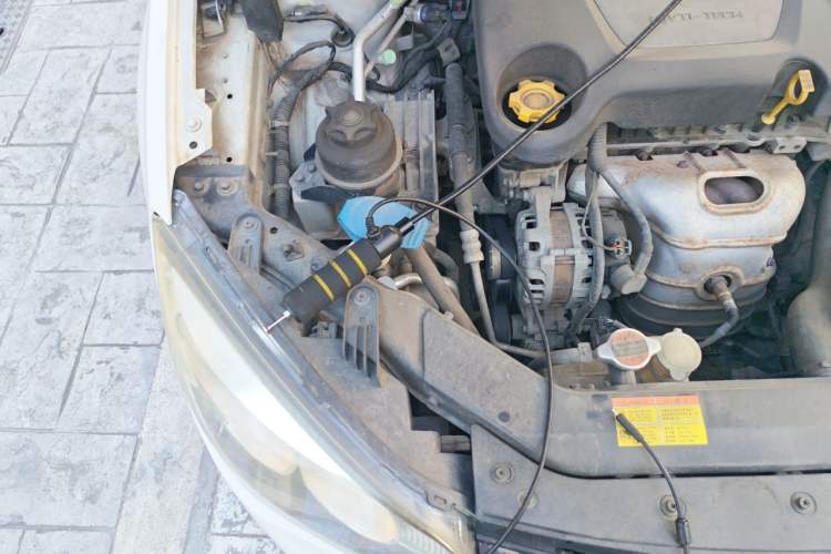 Used Roewe 350 2014 1.5L Automatic Xunyue Version Engine Bay Right
