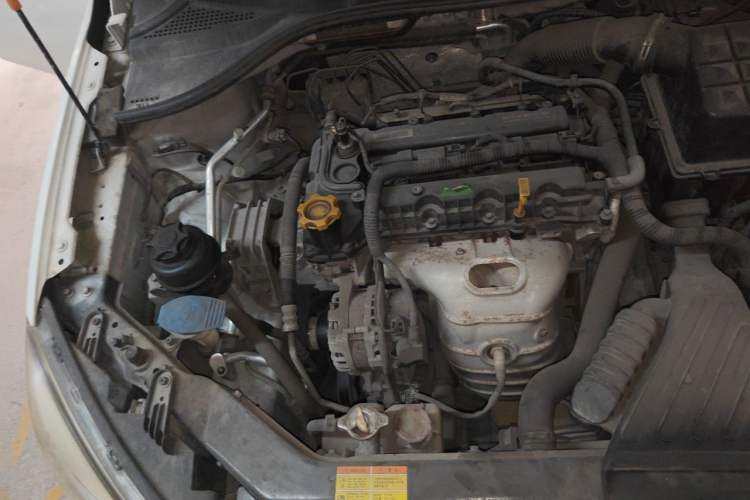 Used Roewe 350 2014 1.5L Automatic Xunda Edition Engine Bay Right