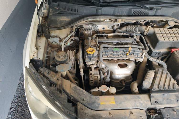 Used Roewe 350 2014 1.5L Manual Xunchi Edition Engine Bay Right