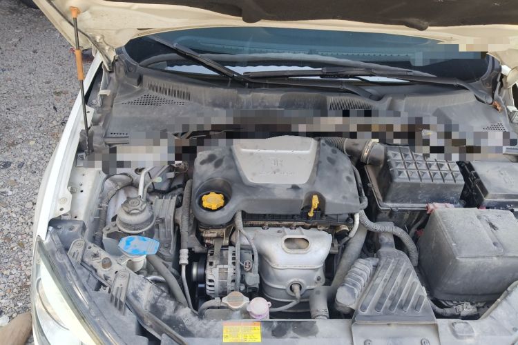 Used Roewe 350 2014 1.5L Automatic Xunyue Version Engine Bay Right