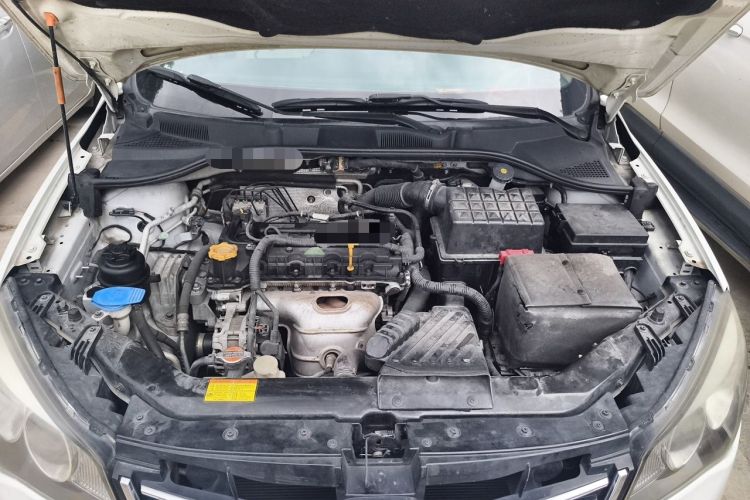 Used Roewe 350 2014 1.5L Automatic Xunda Edition Engine Bay
