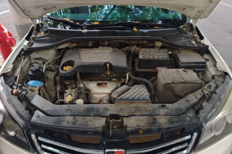 Used Roewe 350 2014 1.5L Automatic Xunyue Version Engine Bay
