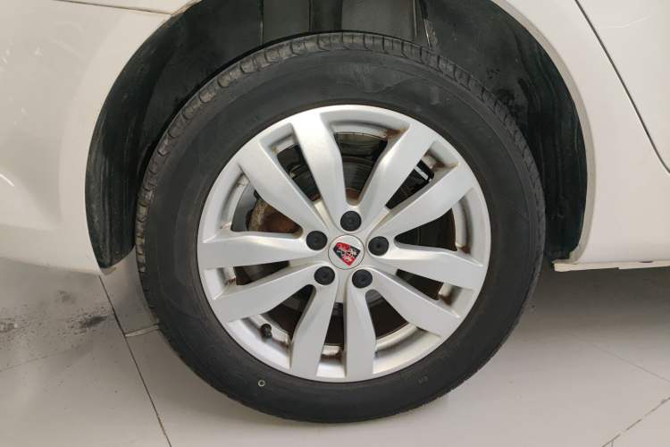 Used Roewe 350 2014 1.5L Automatic Xunyue Version Exterior 3