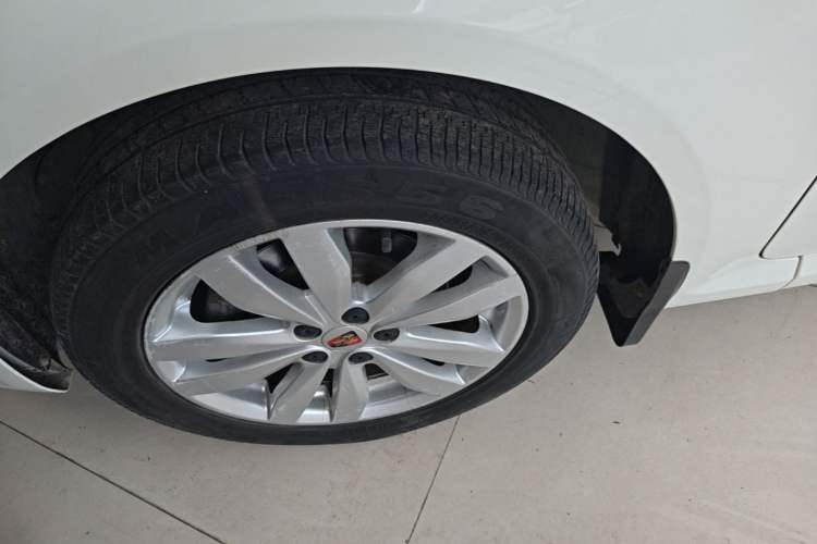 Used Roewe 350 2014 1.5L Manual Swift Edition Exterior 4