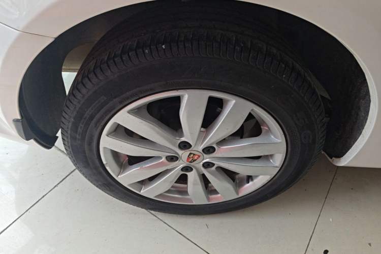 Used Roewe 350 2014 1.5L Manual Swift Edition Exterior 5
