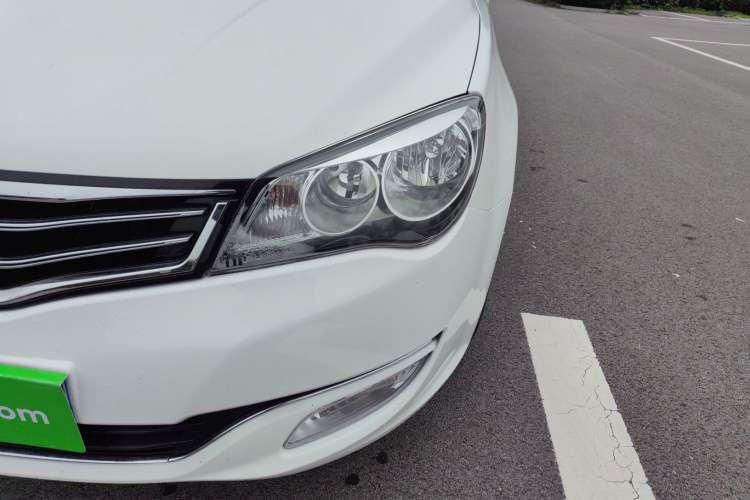 Used Roewe 350 2014 1.5L Automatic Xunyue Version Exterior 6