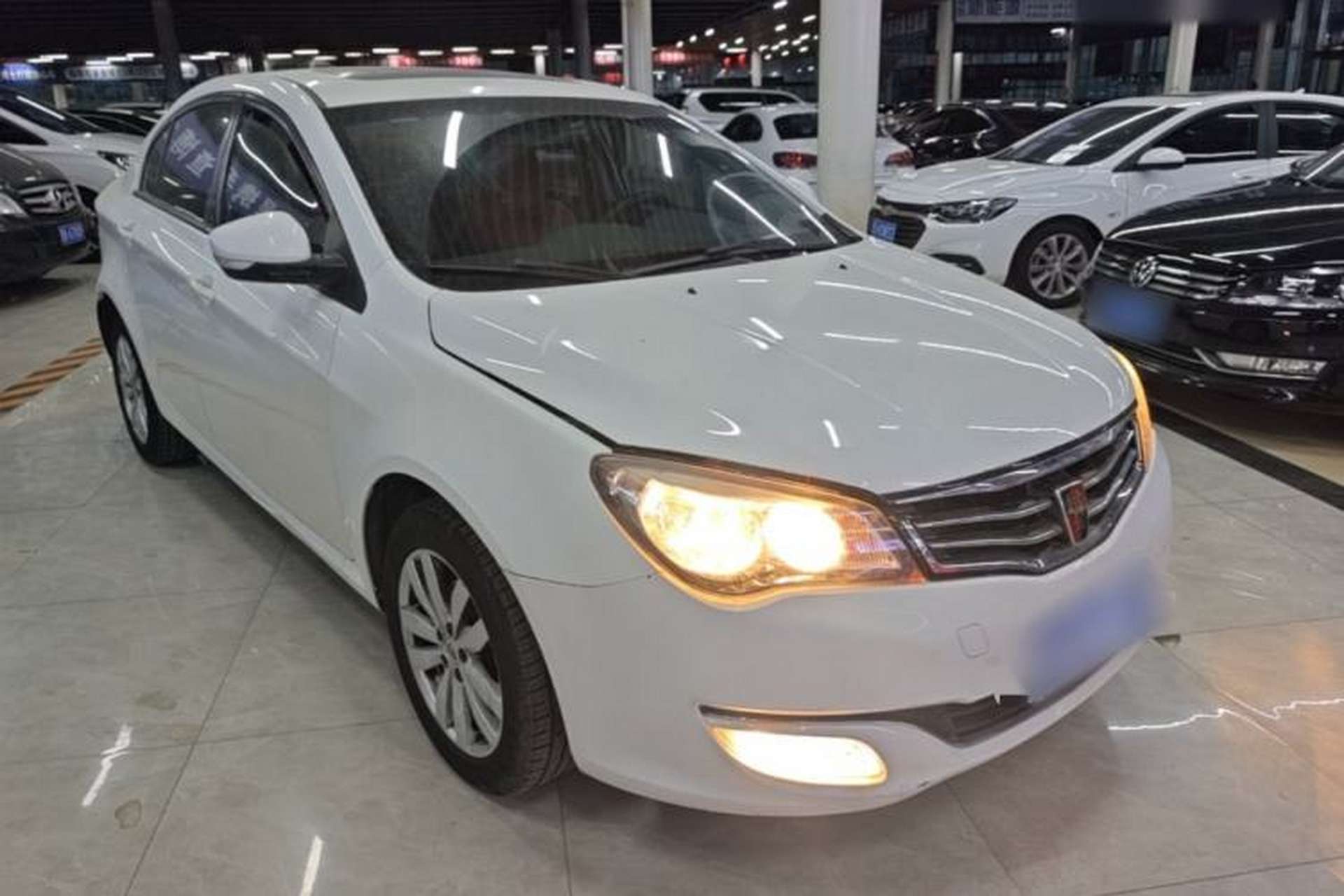 Used Roewe 350 2014 1.5L Manual Swift Edition Front Right 45 Deg