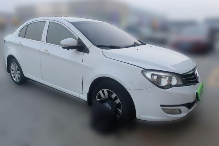 Used Roewe 350 2014 1.5L Manual Xunchi Edition Front Right 45 Deg