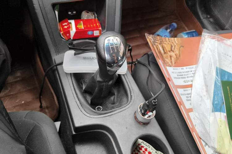 Used Roewe 350 2014 1.5L Manual Xunchi Edition Gear Lever