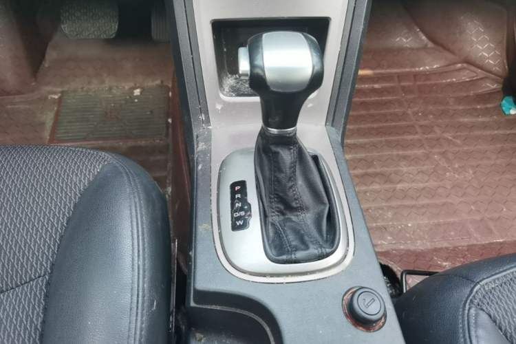 Used Roewe 350 2014 1.5L Automatic Xunyue Version Gear Lever