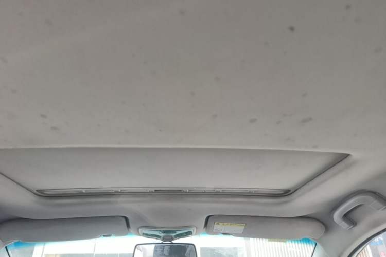 Used Roewe 350 2014 1.5L Automatic Xunyue Version Headliner