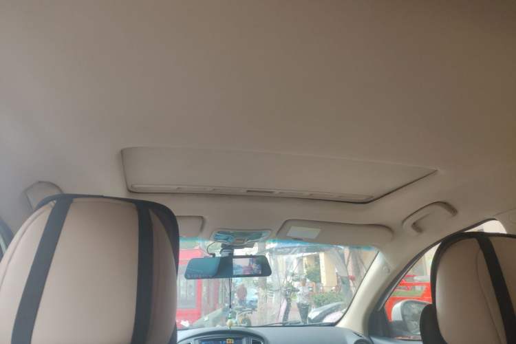 Used Roewe 350 2014 1.5L Automatic Xunyue Version Headliner