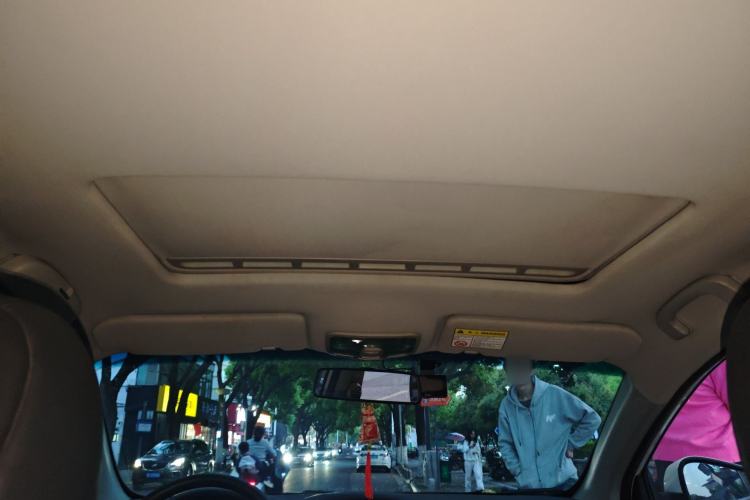 Used Roewe 350 2014 1.5L Automatic Xunyue Version Headliner