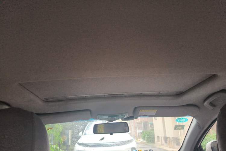 Used Roewe 350 2014 1.5L Automatic Xunyue Version Headliner