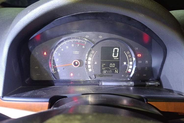 Used Roewe 350 2014 1.5L Automatic Xunyue Version Instrument Cluster