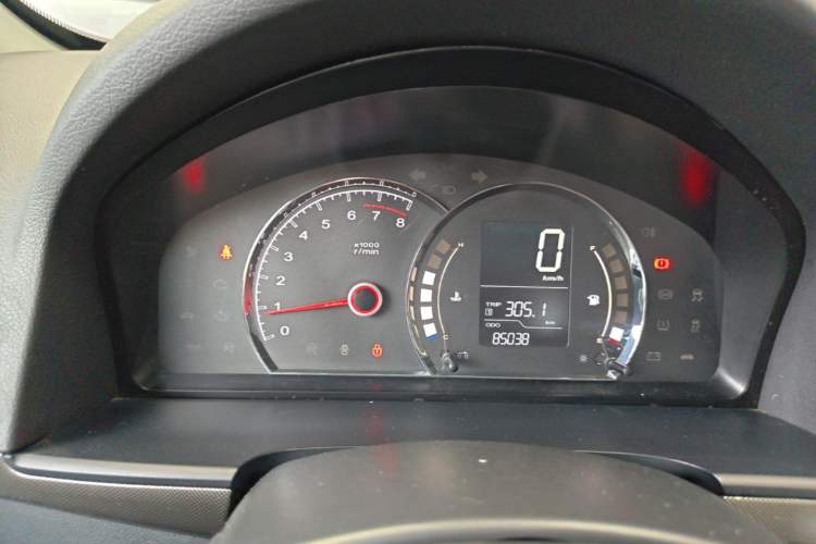 Used Roewe 350 2014 1.5L Manual Swift Edition Instrument Cluster