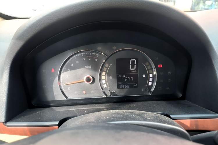 Used Roewe 350 2014 1.5L Automatic Xunyue Version Instrument Cluster