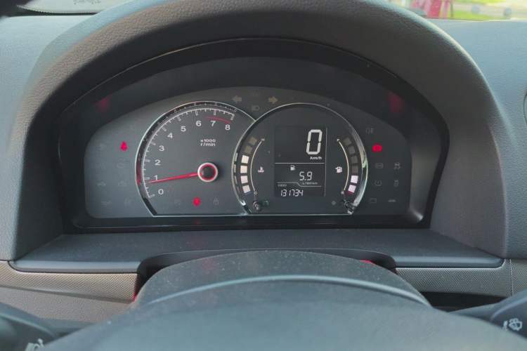Used Roewe 350 2014 1.5L Manual Swift Edition Instrument Cluster