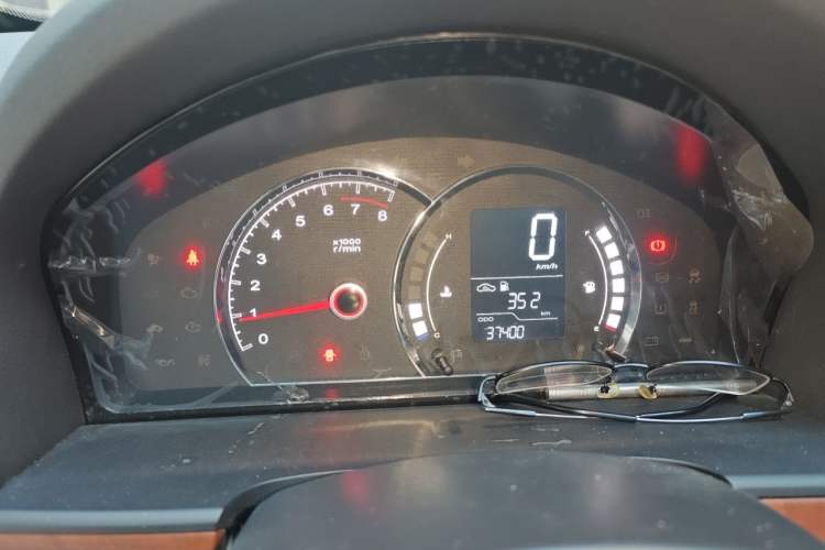 Used Roewe 350 2014 1.5L Manual Swift Edition Instrument Cluster