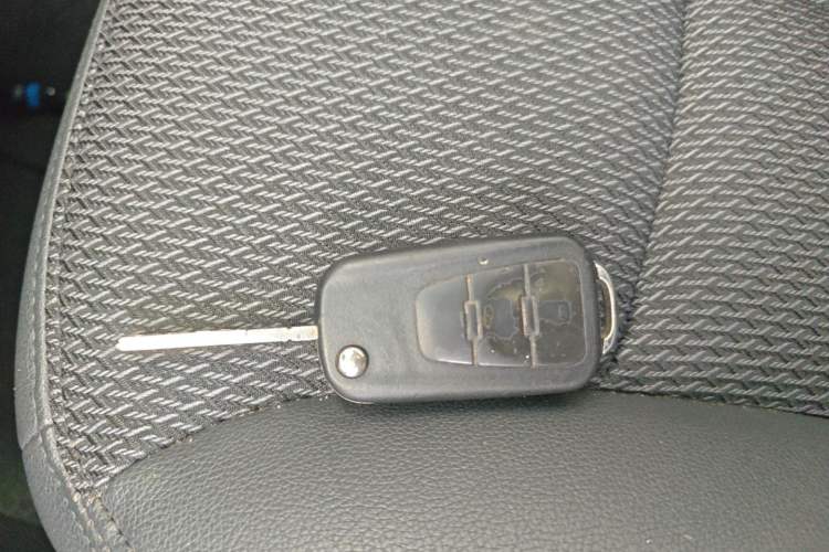 Used Roewe 350 2014 1.5L Manual Swift Edition Interior 1