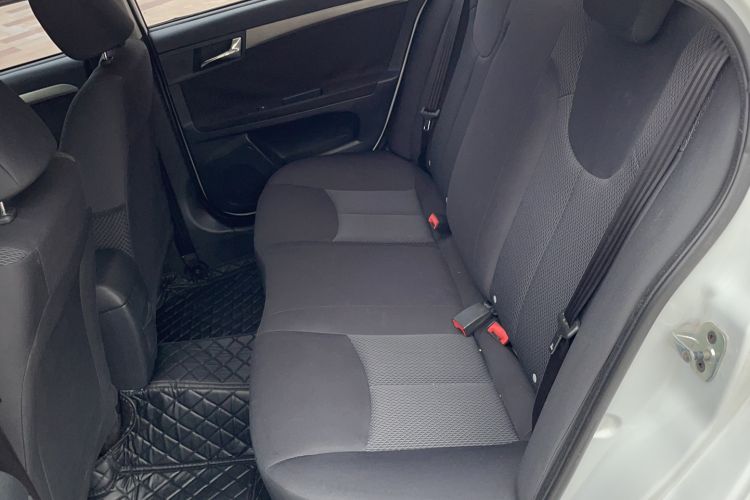 Used Roewe 350 2014 1.5L Automatic Xunda Edition Interior 1