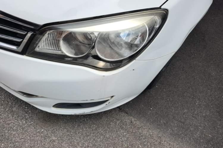 Used Roewe 350 2014 1.5L Automatic Xunda Edition Left Front Headlight