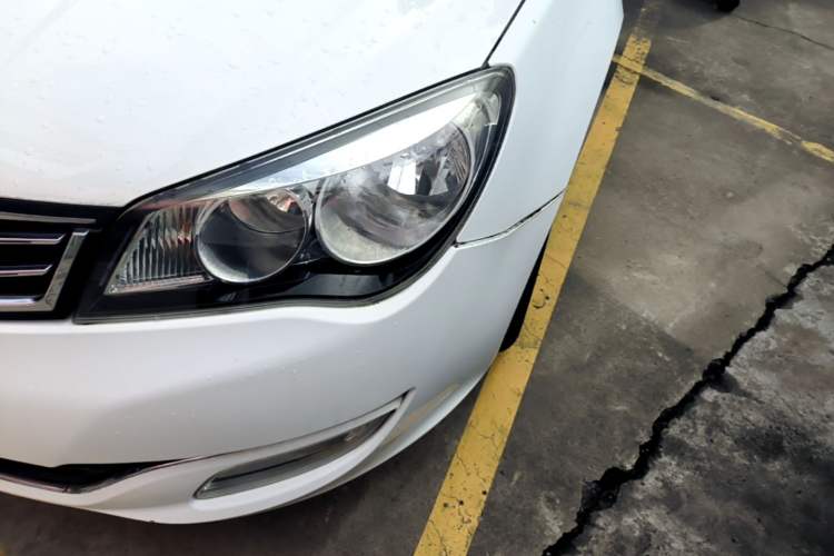 Used Roewe 350 2014 1.5L Automatic Xunyue Version Left Front Headlight