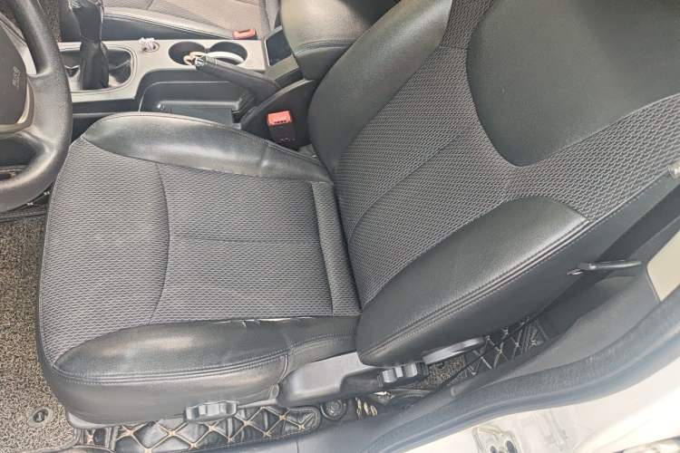 Used Roewe 350 2014 1.5L Manual Xunchi Edition Left Front Seat