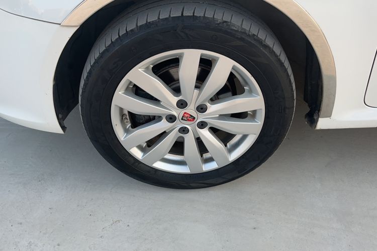 Used Roewe 350 2014 1.5L Manual Swift Edition Left Front Wheel Hub