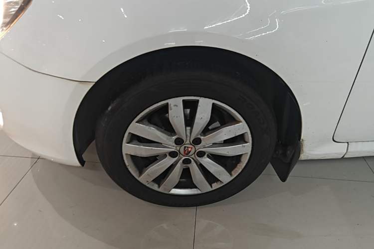 Used Roewe 350 2014 1.5L Automatic Xunyue Version Left Front Wheel Hub