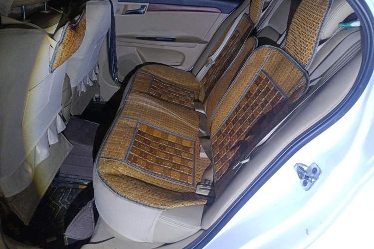 Used Roewe 350 2014 1.5L Automatic Xunyue Version Left Rear Seat
