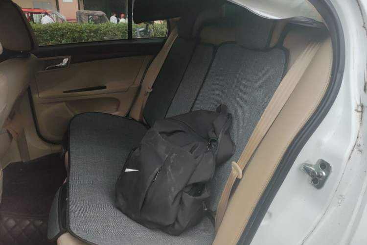 Used Roewe 350 2014 1.5L Automatic Xunyue Version Left Rear Seat