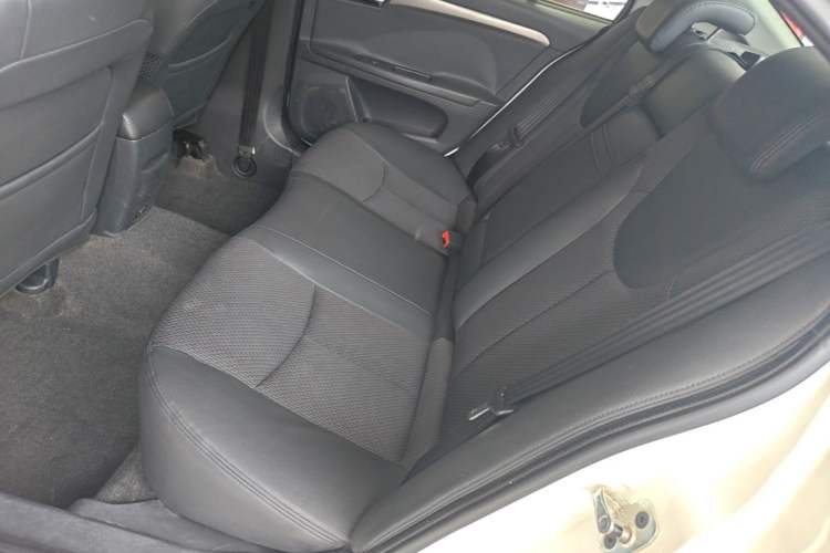 Used Roewe 350 2014 1.5L Manual Swift Edition Left Rear Seat
