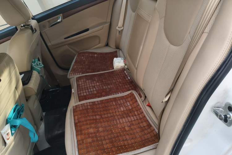 Used Roewe 350 2014 1.5L Automatic Xunyue Version Left Rear Seat