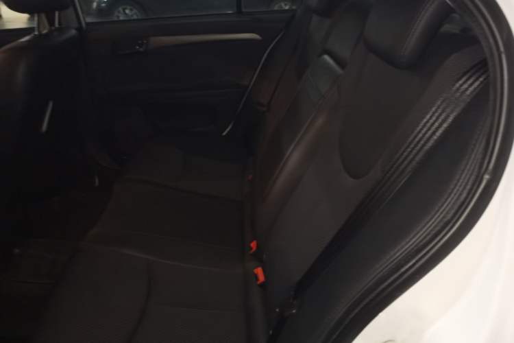 Used Roewe 350 2014 1.5L Automatic Xunyue Version Left Rear Seat