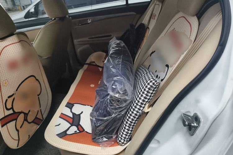 Used Roewe 350 2014 1.5L Automatic Xunda Edition Left Rear Seat