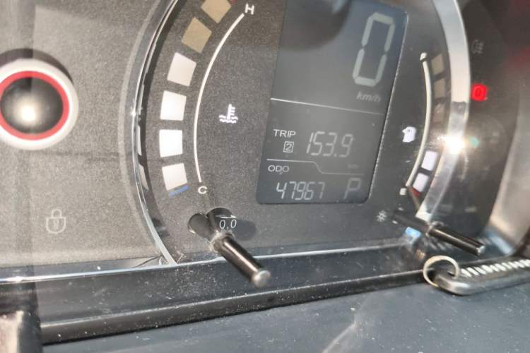 Used Roewe 350 2014 1.5L Automatic Xunyue Version Odometer Close Up