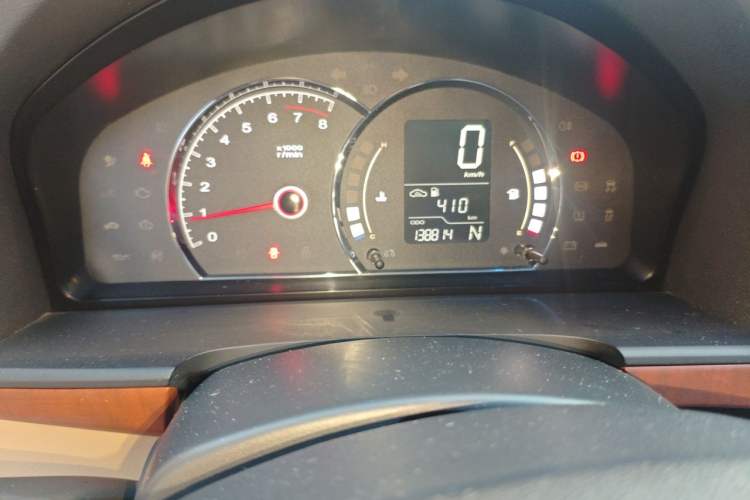 Used Roewe 350 2014 1.5L Automatic Xunyue Version Odometer Close Up
