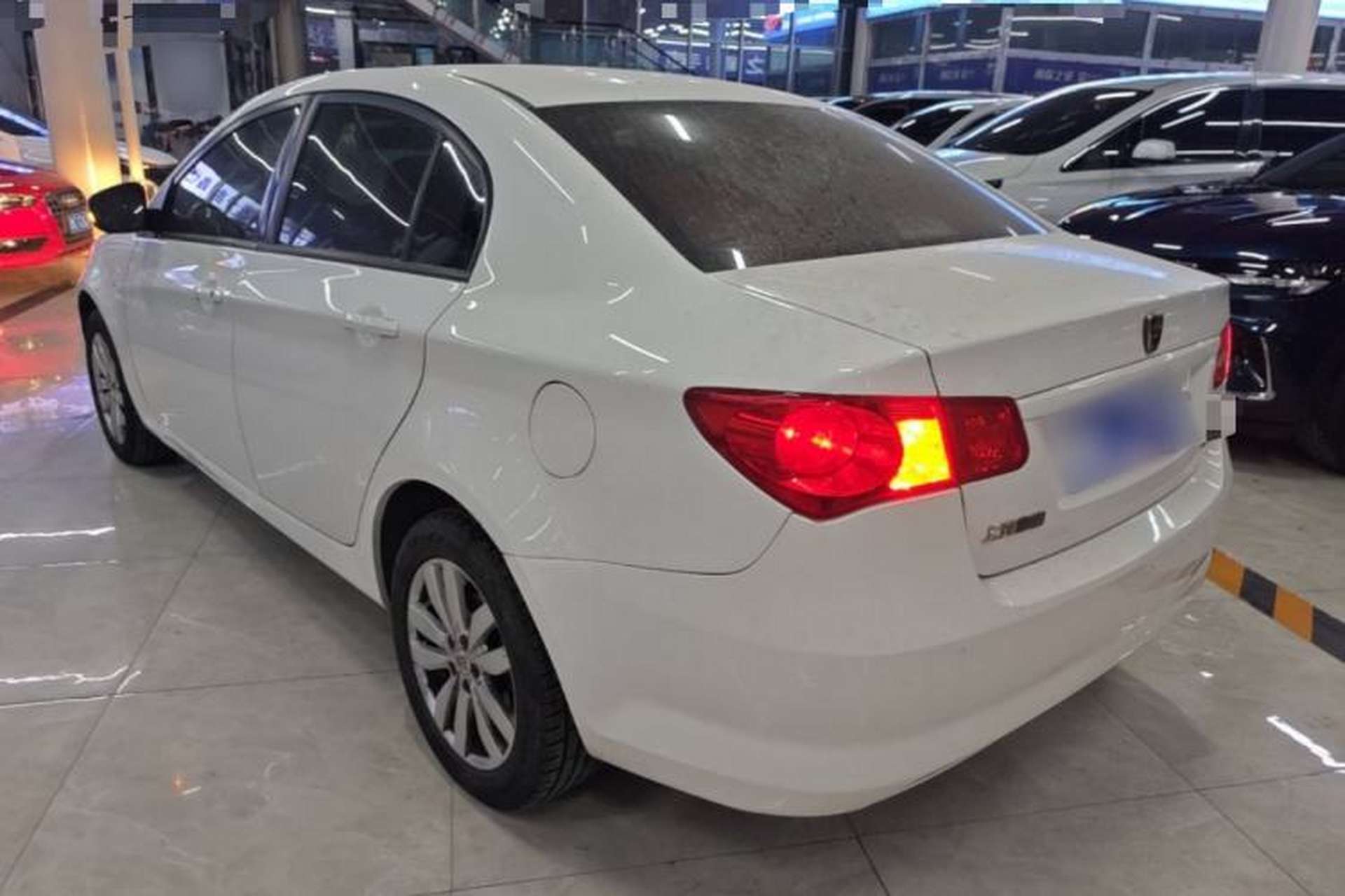 Used Roewe 350 2014 1.5L Manual Swift Edition Rear Left 45 Deg