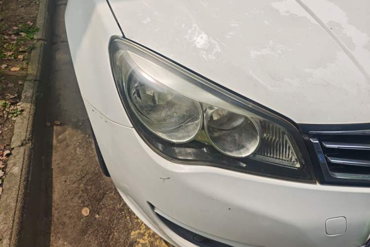 Used Roewe 350 2014 1.5L Manual Xunchi Edition Right Front Headlight
