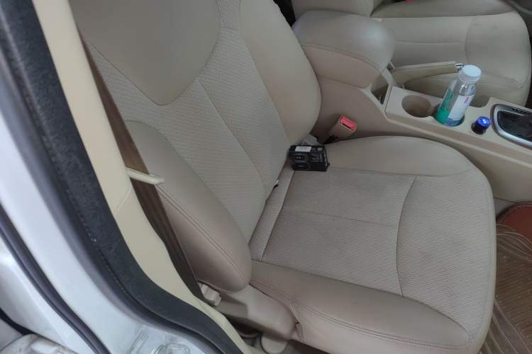 Used Roewe 350 2014 1.5L Automatic Xunyue Version Right Front Seat