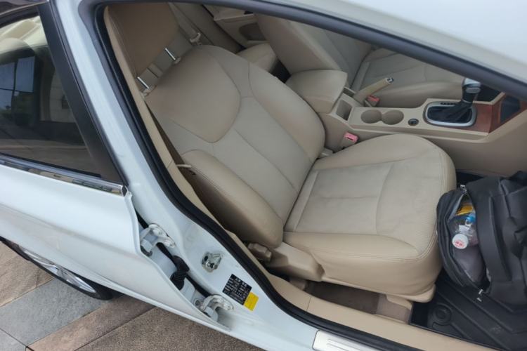 Used Roewe 350 2014 1.5L Automatic Xunyue Version Right Front Seat