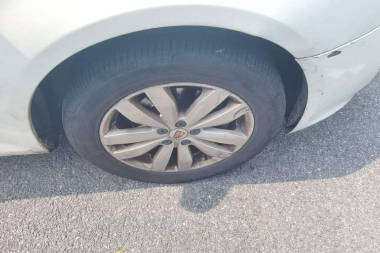 Used Roewe 350 2014 1.5L Automatic Xunyue Version Right Front Wheel Hub